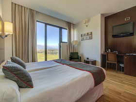 Hotel Valles de Gredos by OYO Rooms
