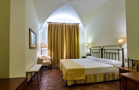 Hotel Cortijo Santa Cruz
