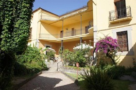 Hosteria Las Palmeras Casa Colonial