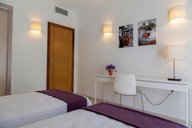 Apartaments Proa Es Pujols