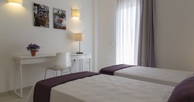 Apartaments Proa Es Pujols