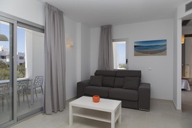 Apartaments Proa Es Pujols