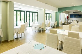 Hotel Rosales