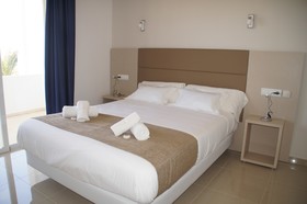 Roca Bella Hotel