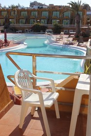 Apartamentos La Pirámide