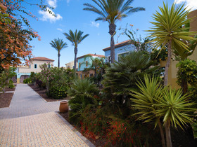 Broncemar Beach Suites Hotel