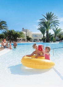 Hotel Riu Oliva Beach Resort