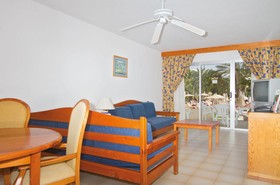 Hotel Riu Oliva Beach Resort