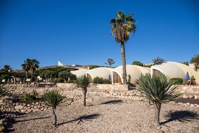 LIVVO Risco del Gato Suites