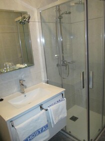 Hotel Chola