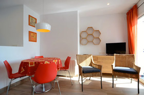 Apartamentos Passeig Del Mar