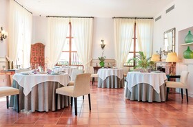Hotel Casa Anamaria