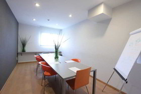 B&B Hotel Girona 2