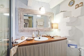 Emporda Costa Brava Ullastret