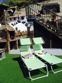 Casa Cueva Las Margaritas