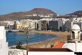 Canteras Urban Beach