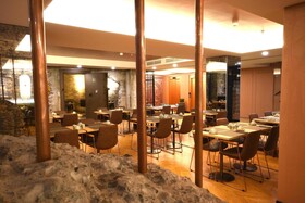 Design Plus BEX Hotel