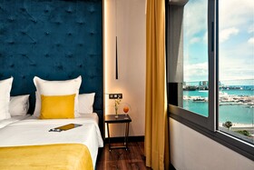 Design Plus BEX Hotel