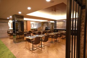 Design Plus BEX Hotel