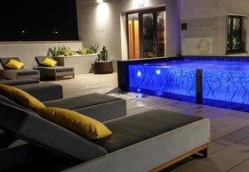 Design Plus BEX Hotel