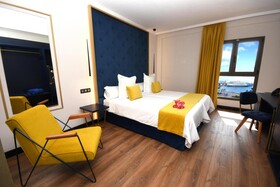 Design Plus BEX Hotel