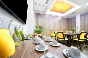 Design Plus BEX Hotel