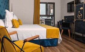 Design Plus BEX Hotel