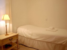 Flatguest Sweet Urban