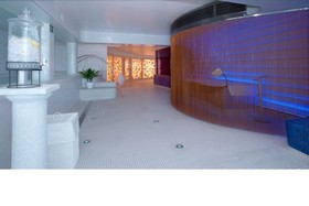 Bull Hotel Reina Isabel & Spa