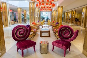 Bull Hotel Reina Isabel & Spa