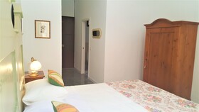 Los Canaritos Guest House