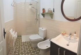 Los Canaritos Guest House