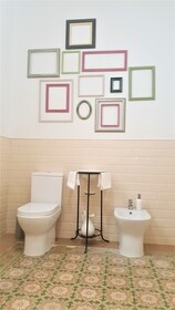 Los Canaritos Guest House