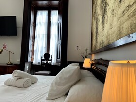 Santa Ana Suite & Rooms