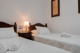 Santa Ana Suite & Rooms