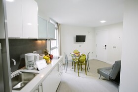 Valentina Beach Apartments & Suites