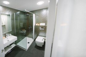 Valentina Beach Apartments & Suites