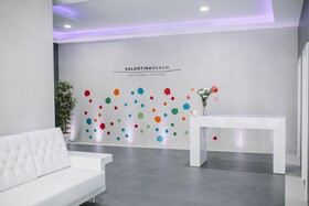 Valentina Beach Apartments & Suites