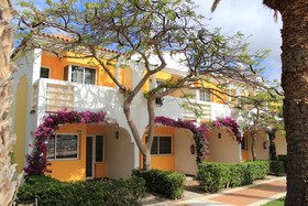 Bungalows Cordial Green Golf