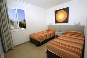 Las Tejas Apartments