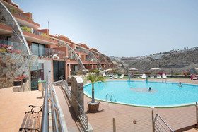 Serinity Amadores Apartments