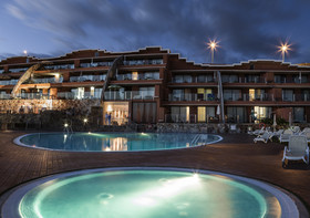 Serinity Amadores Apartments