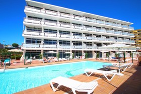 Apartamentos Strelitzias