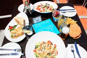 Servatur Casablanca Suites & Spa