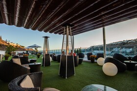 Servatur Casablanca Suites & Spa