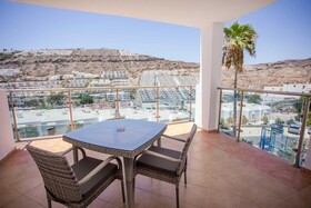 Servatur Casablanca Suites & Spa