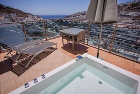 Servatur Casablanca Suites & Spa