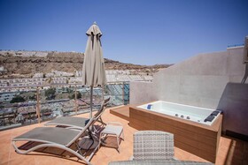 Servatur Casablanca Suites & Spa