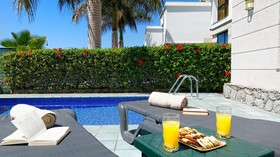 Sunshine Beach Villas