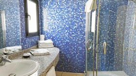 Sunshine Beach Villas